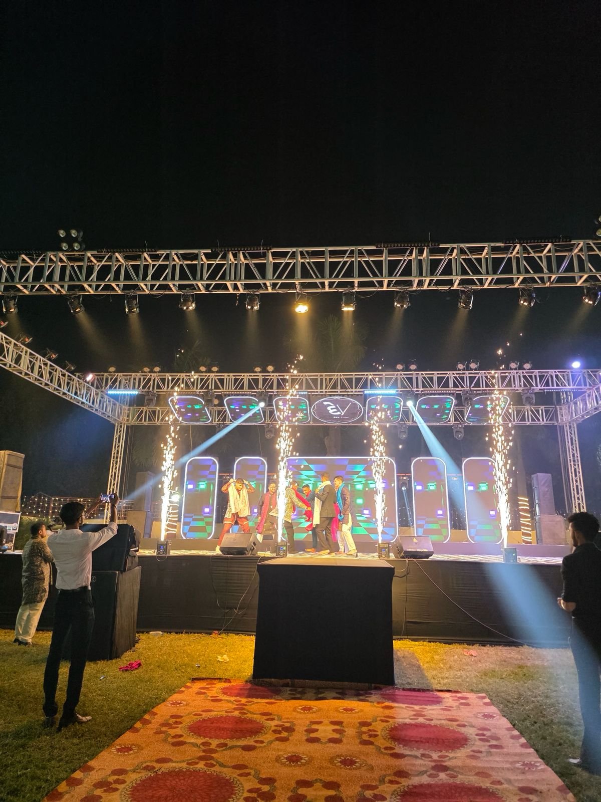 Sengeet with hk events